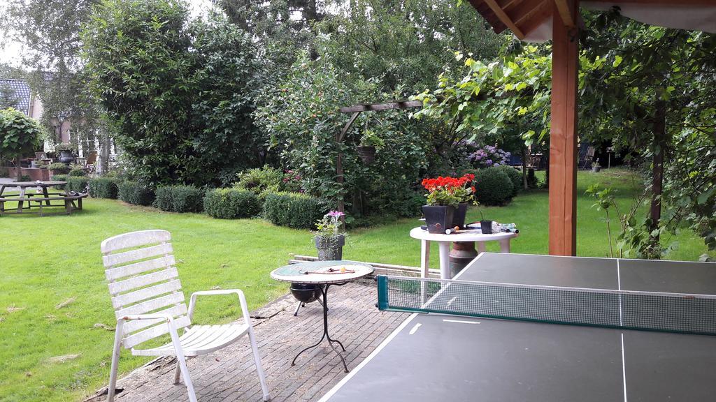 Hébergement de vacances In Mooie Tuin In Het Centrum Zuidlaren! *
